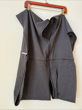 🌞 Lululemon infinity multi wear scarf heathered green